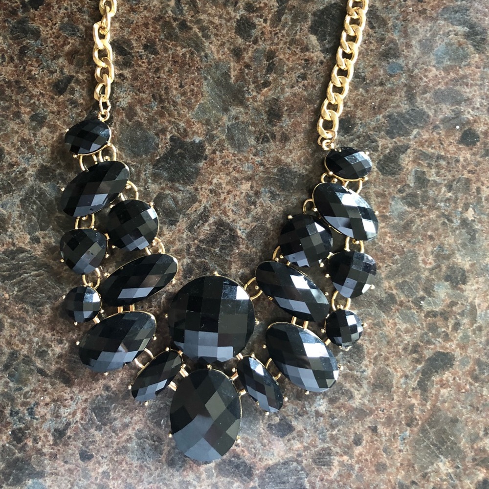 Statement necklace